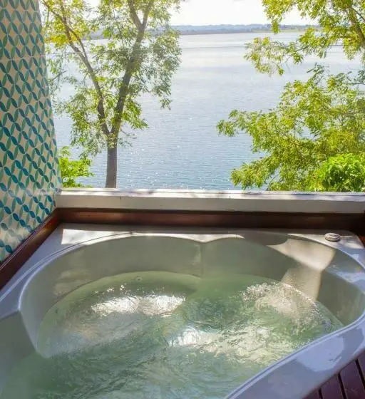 سوئیت با تخت بزرگ, G Boutique Hotel At San Andres Peten