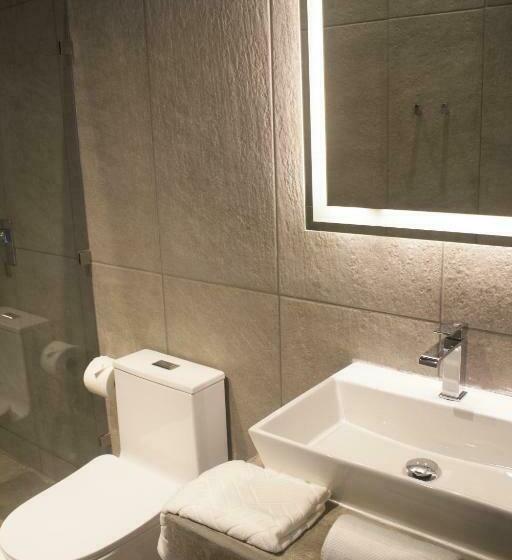 سوئیت با تخت بزرگ, G Boutique Hotel At San Andres Peten