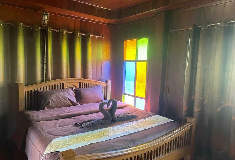 标准间带阳台, บ้านสวนเปรมณัฐตรา