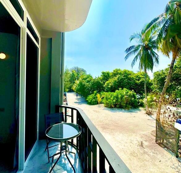 اتاق لوکس با چشمانداز دریا, Mathiveri Beach View