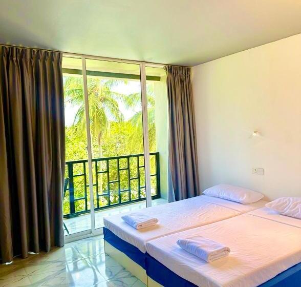 اتاق لوکس با چشم‌انداز دریا, Mathiveri Beach View