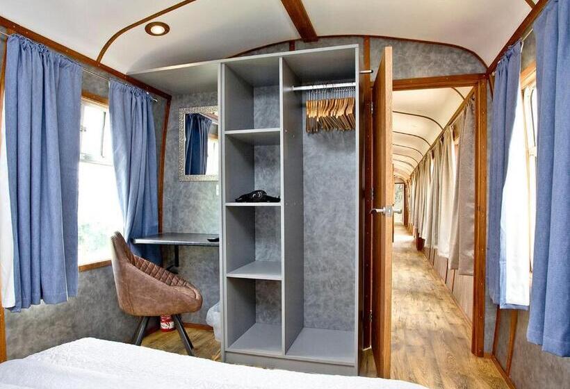 Дом 3 Спальни, Brunel Boutique Holiday Park