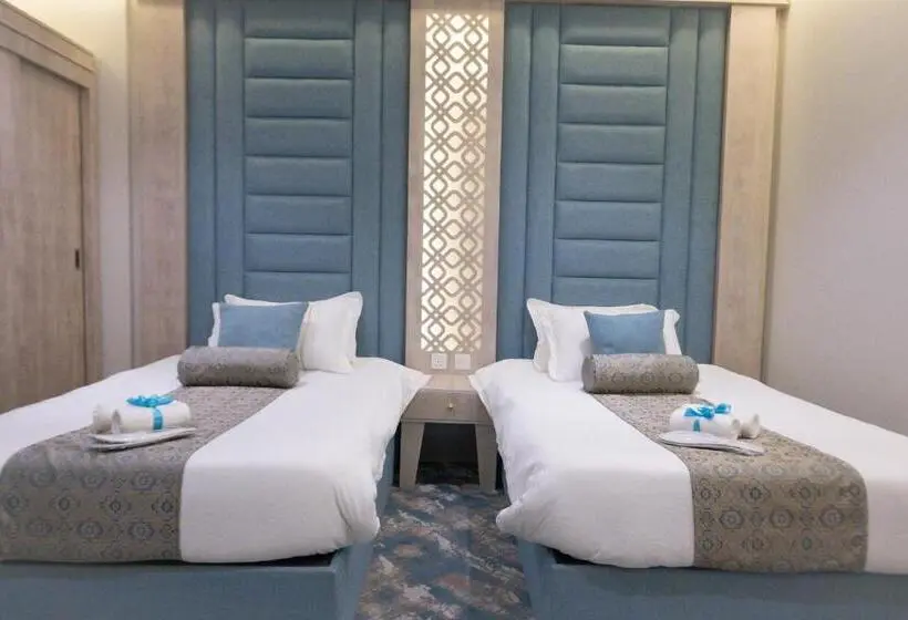 Perhesviitti, فندق واي هوتل