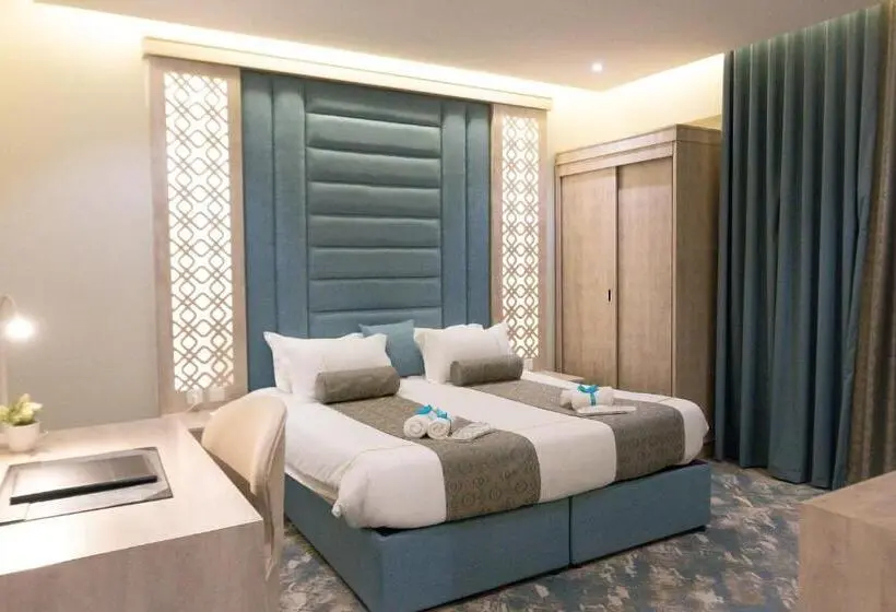 Perhesviitti, فندق واي هوتل