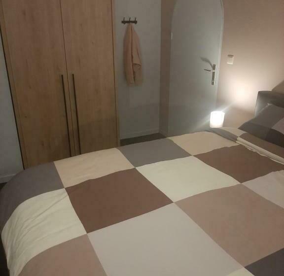 Номер Стандарт, Le Tri Bèneu