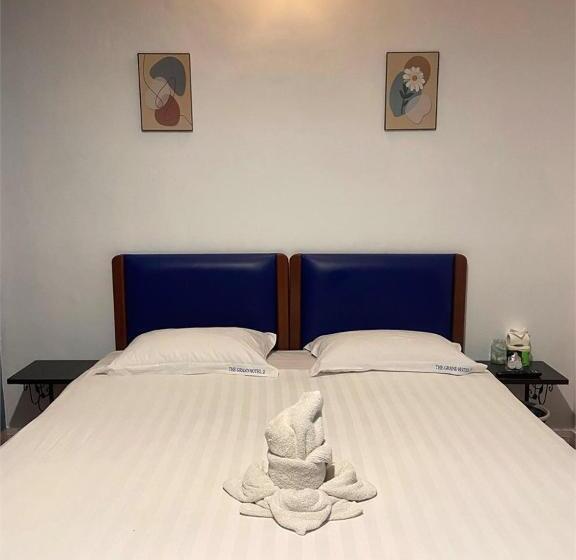 Номер Superior Кровать Кинг, The Grand Hotel 2