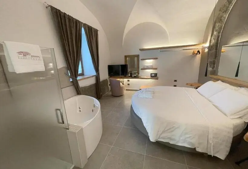 سوئیت با تخت بزرگ, Villa Paladini