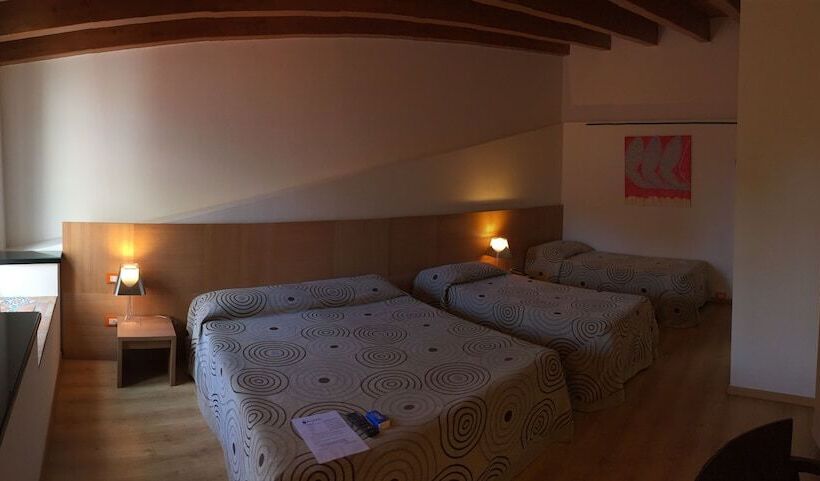 4인용 스탠다드 룸, Locanda Al Moro