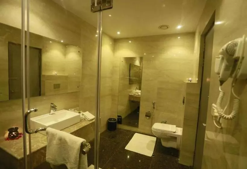 Suite mit Ausblick, Alleviate
