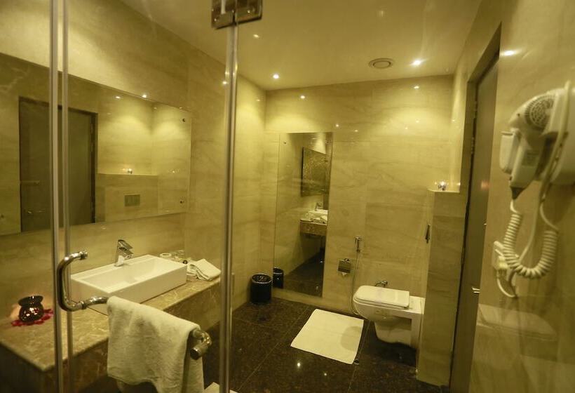 اتاق لوکس, Alleviate