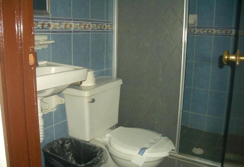 高级单人间, Cervantino