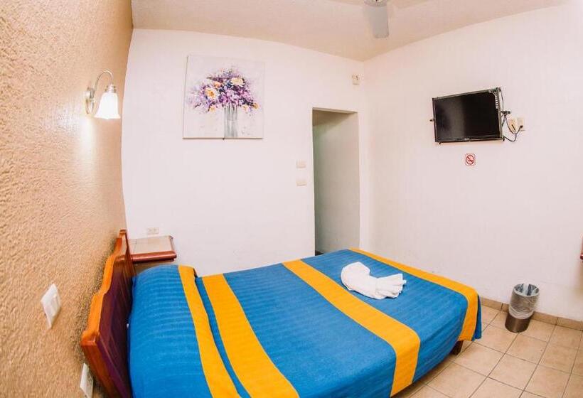 高级单人间, Cervantino