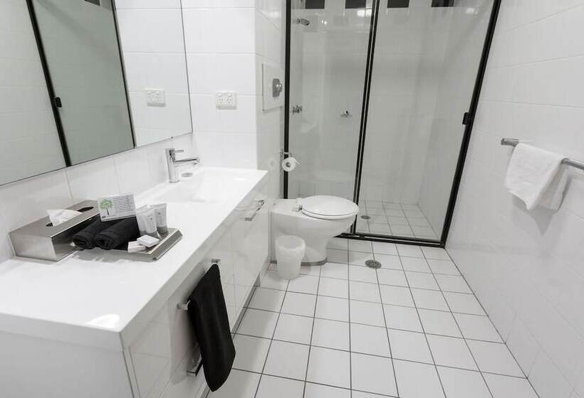 חדר סטנדרט, Clarendon