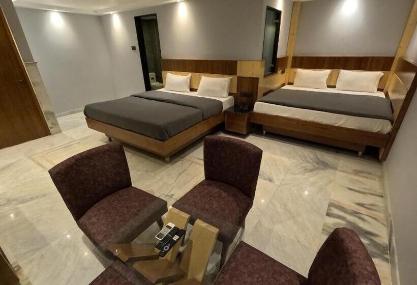 デラックストリプルルーム, Cottage Yes Please New Delhi