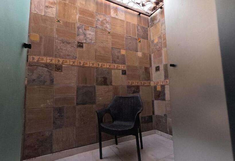 デラックストリプルルーム, Cottage Yes Please New Delhi