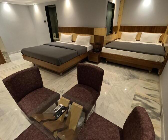 デラックストリプルルーム, Cottage Yes Please New Delhi