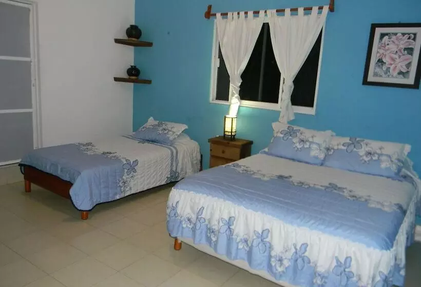 ファミリールーム, Casa El Moro