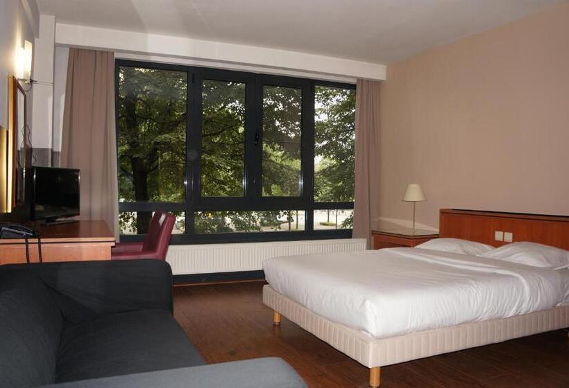 スタンダードルーム, Escale