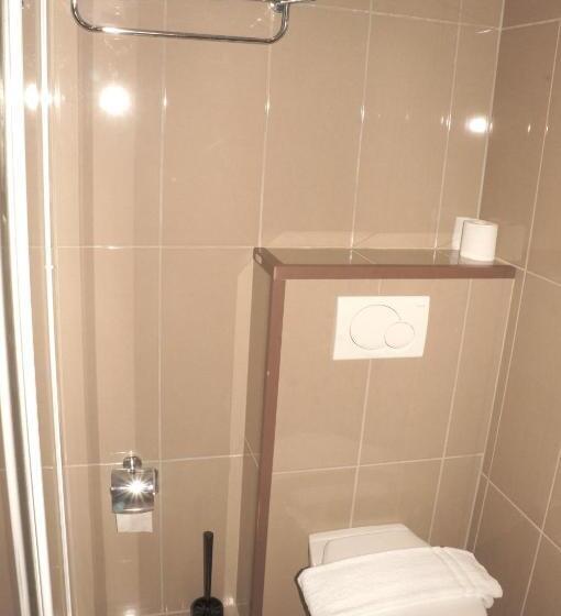 スタンダードルーム, Escale