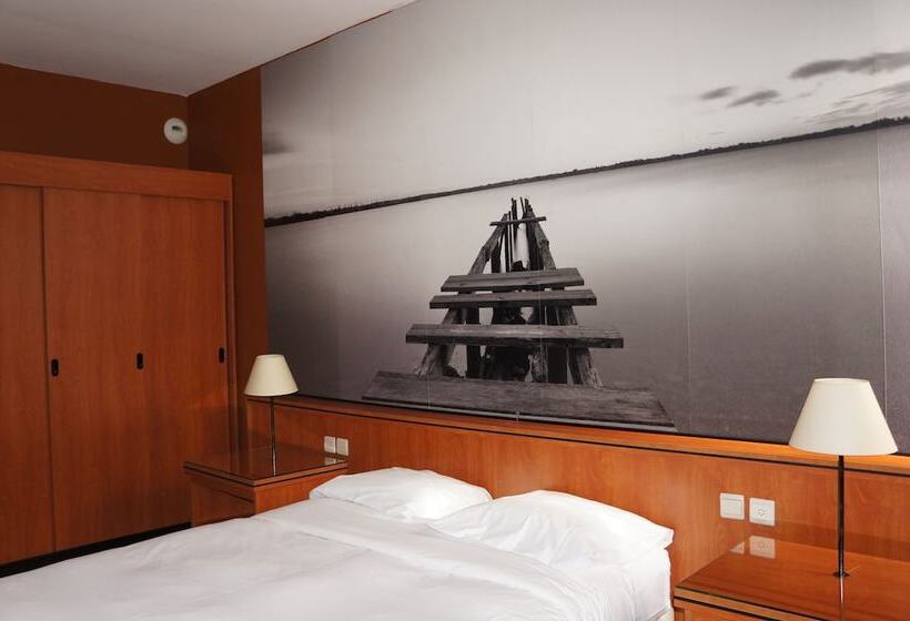 スタンダードシングルルーム, Escale