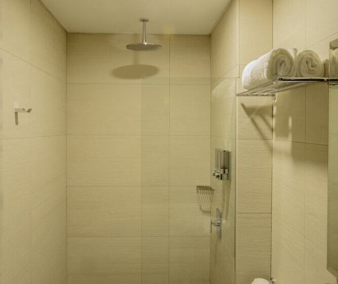 اتاق لوکس, J8