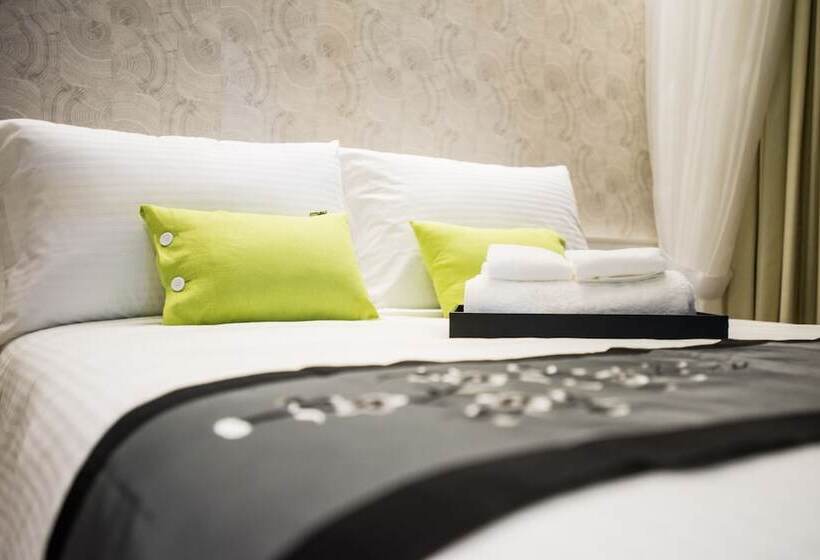 اتاق استاندارد اینتریور, J8