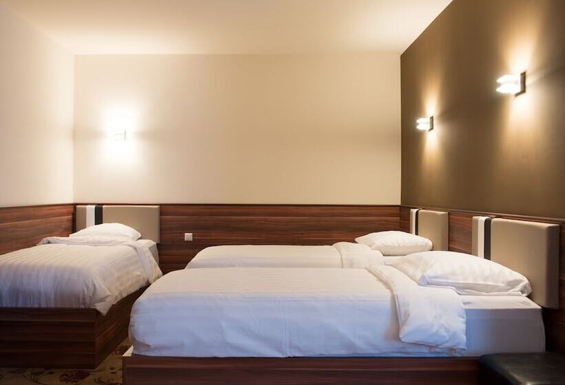 패밀리 룸, King's Court