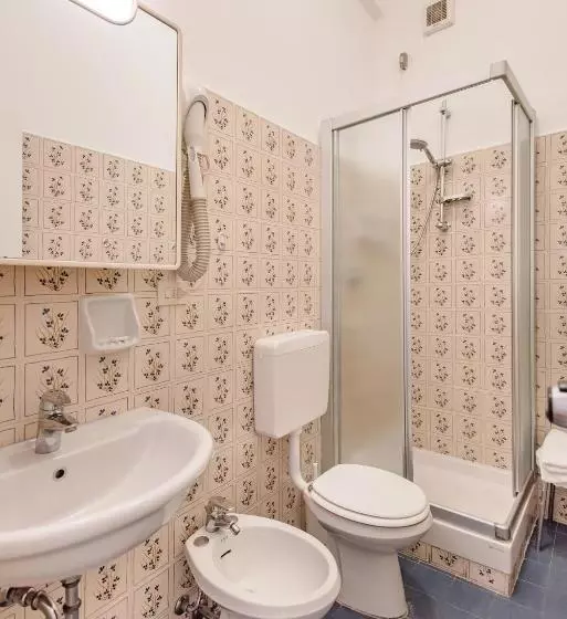 Standard Yhden Hengen Huone Merinäkymä, Miramare