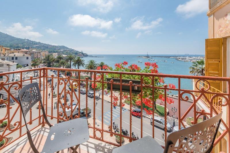 Habitación Triple Estándar Vista Mar, Miramare