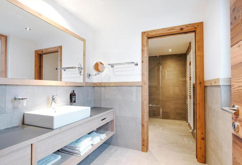 Люкс Повышенной Комфортности, Pineta Nature Resort  Wellness & Spa