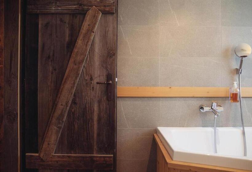 جناح جونيور, Pineta Nature Resort  Wellness & Spa