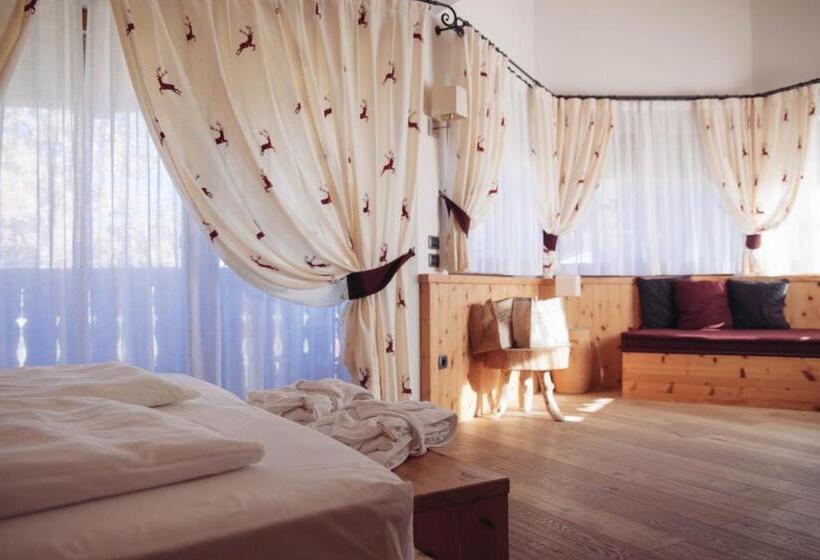 غرفة قياسية سرير كينج, Pineta Nature Resort  Wellness & Spa