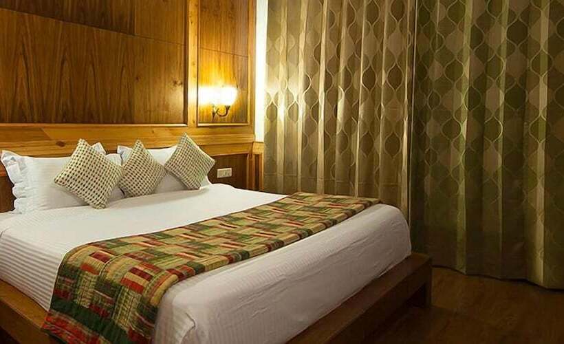 اتاق لوکس, Vivaanthe Sunrise Resort