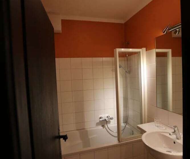 اتاق استاندارد یک نفره, Haus Wartenberg