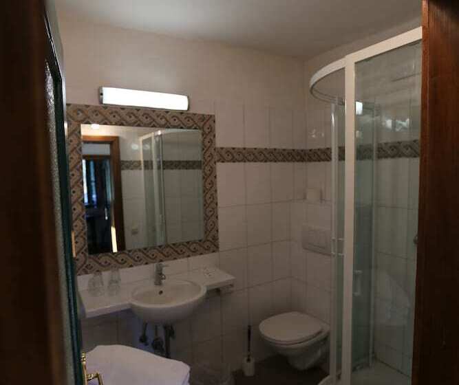 اتاق خانوادگی, Haus Wartenberg