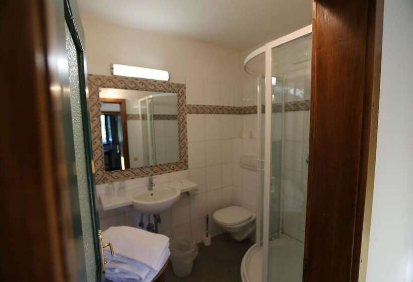 اتاق خانوادگی, Haus Wartenberg