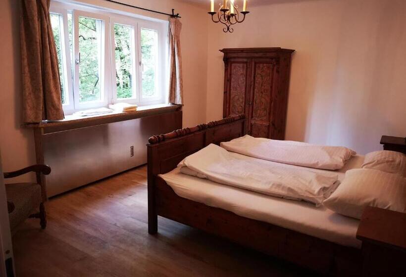 اتاق استاندارد با سرویس بهداشتی مشترک, Haus Wartenberg