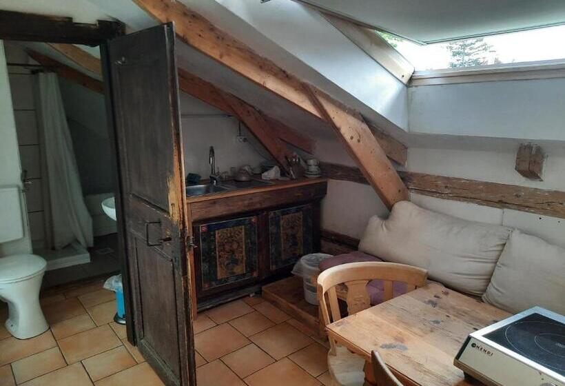 Economy Quadruple Room, Haus Wartenberg