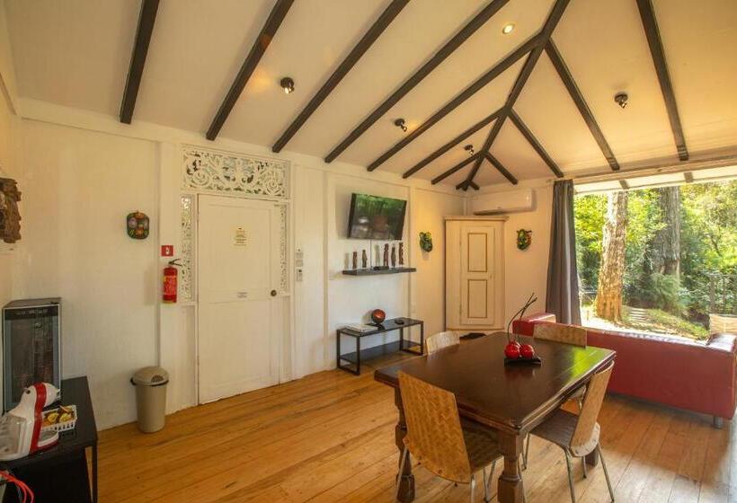 بنجلو قياسى غرفتين نوم, Dantica Cloud Forest Lodge