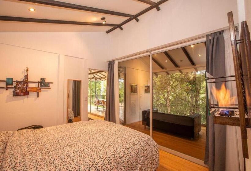 بنجلو قياسى غرفتين نوم, Dantica Cloud Forest Lodge