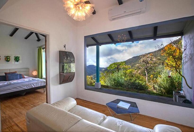 ماستر سويت, Dantica Cloud Forest Lodge