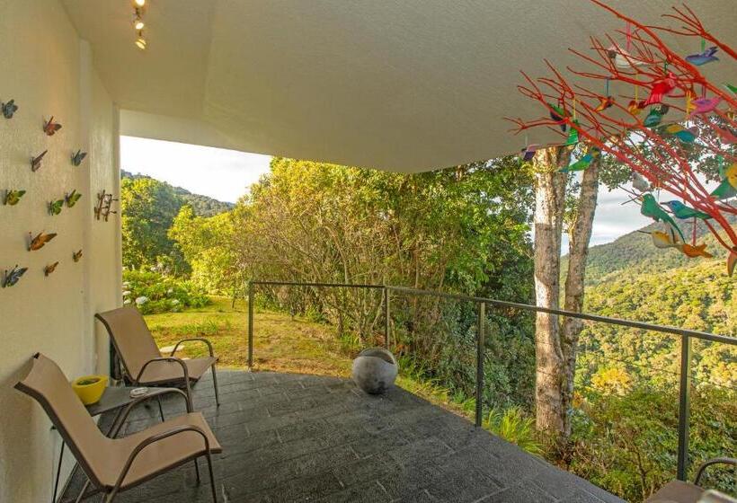 スーペリアーバンガロー, Dantica Cloud Forest Lodge