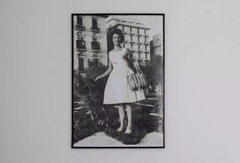 اتاق استاندارد, Rosa E Valentino