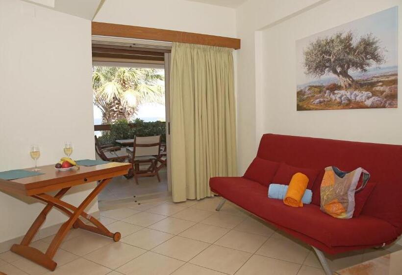 Family studio with sea view, Sitia Bay