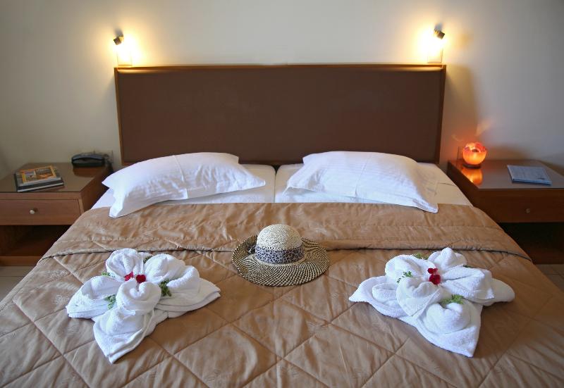 海の見えるスタンダードスタジオ, Sitia Bay