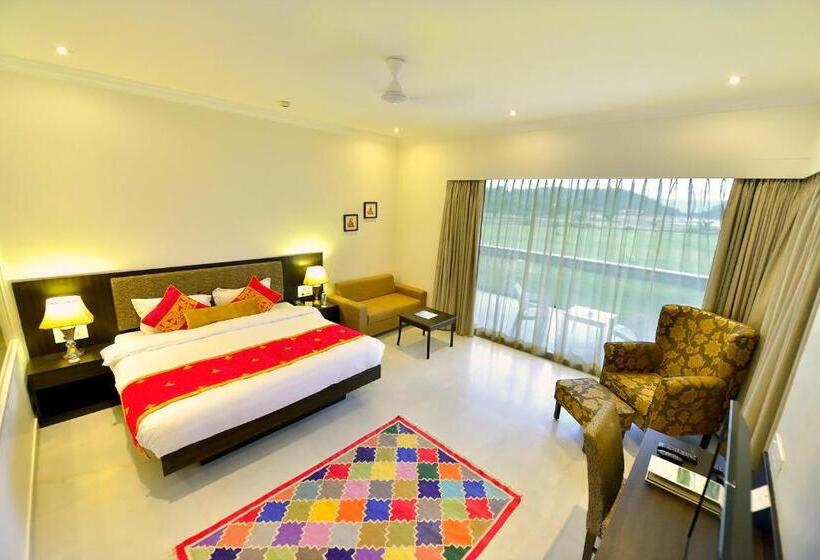 اتاق لوکس با چشم‌انداز دریاچه, Tatsaraasa Resort & Spa, Udaipur