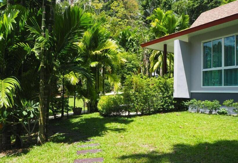 Superior Driepersoonskamer, Vipa Tropical Resort