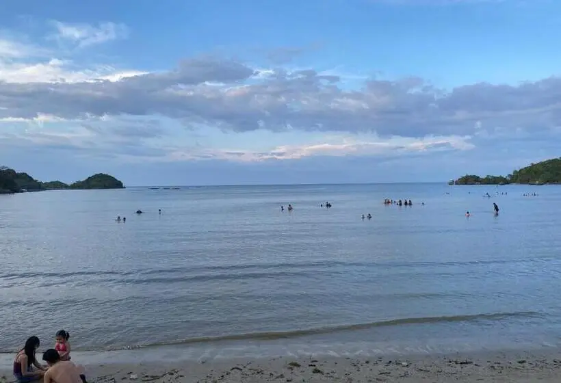 庭の見えるシングルルーム, Bamboo Paraiso Resort At Bolo Beach