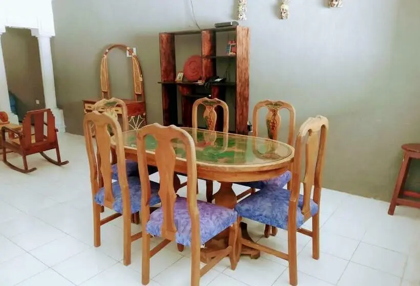 キングサイズベッドのスタンダードルーム, Casa Ixchel 450m To Downtown, Wifi, Hot Water, Ac