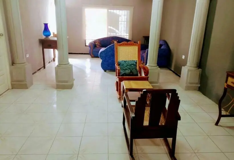 キングサイズベッドのスタンダードルーム, Casa Ixchel 450m To Downtown, Wifi, Hot Water, Ac